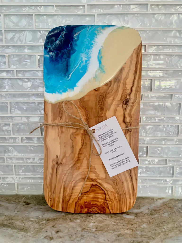 Victoria Rec Cutting Board - Lake Effect