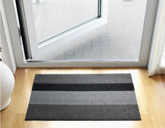 Chilewich Bold Stripe Shag Rug- Silver/Black - Lake Effect